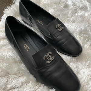 Chanel CC leather loafers